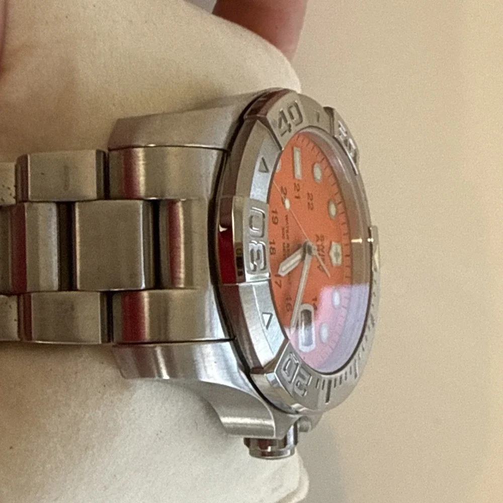 Victorinox Swiss Army Dive Master 500 watch orange dial …Rare stainless steel